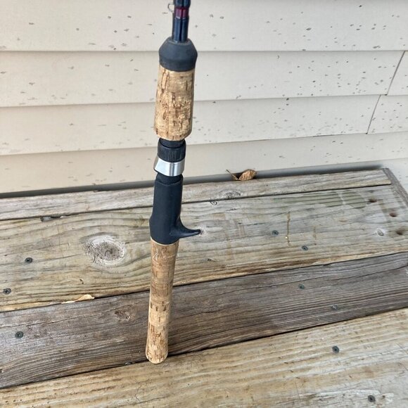 Abu Garcia Ambassadeur Tournament Grade Casting Rod AMC661M 6'6" Medium Fishing - Picture 3 of 6